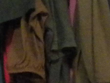 closet5949b.jpg