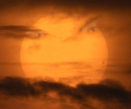 sun_venus_transit4.jpg