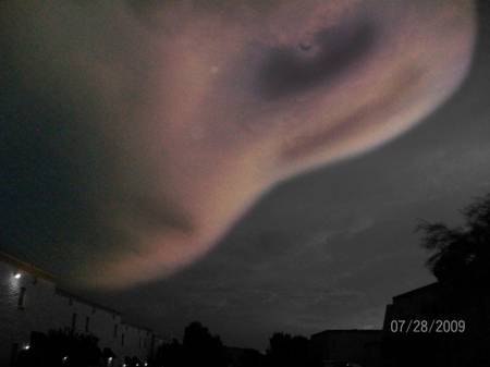 white_wolf_cloud.jpg
